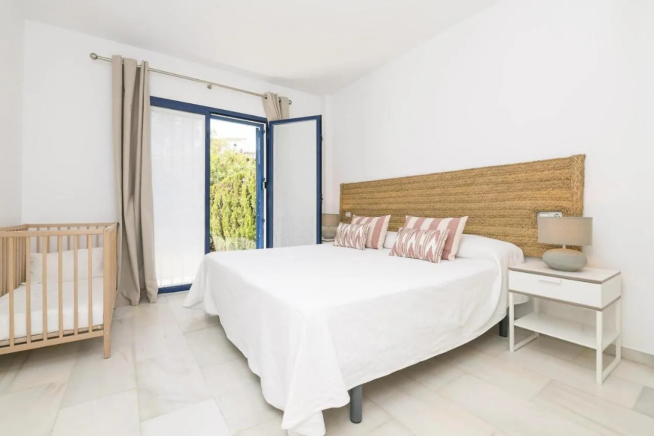 Chalet Villa Cabopino Marbella
