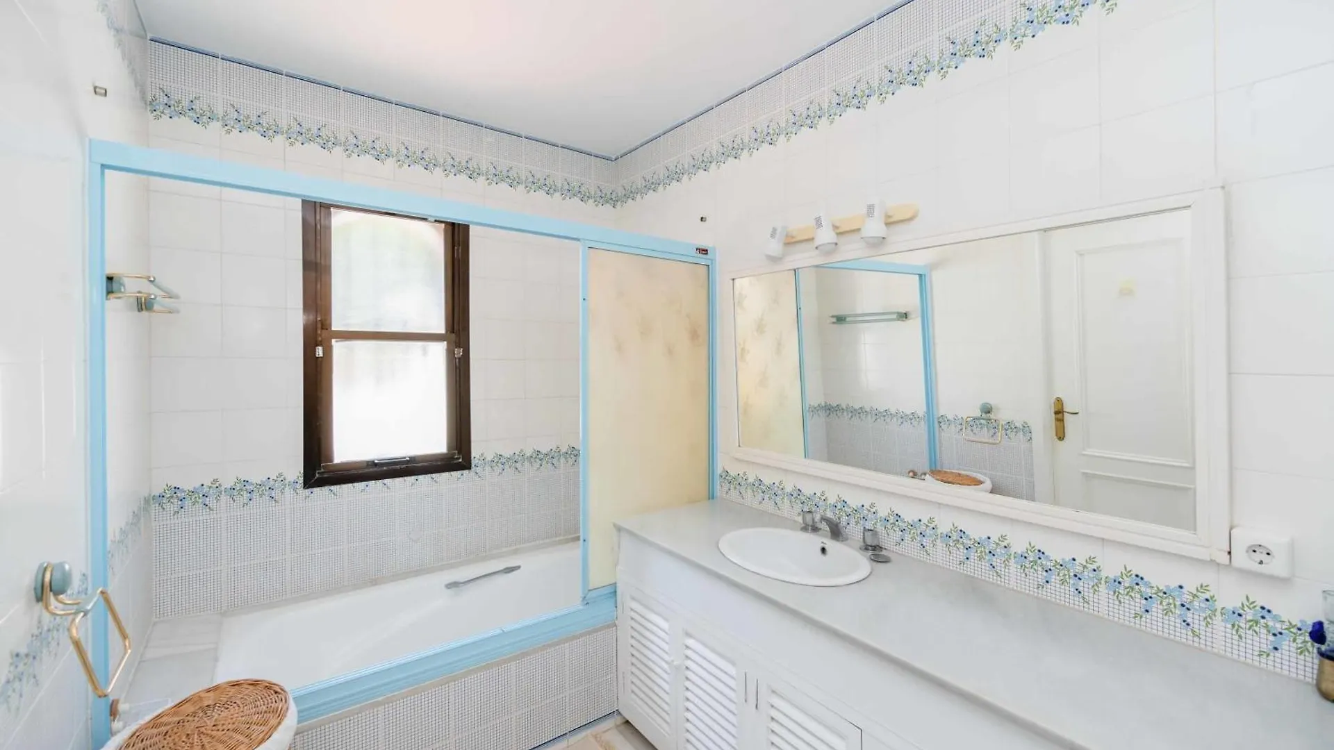 Chalet Villas Del Puerto Cabopino Marbella Spain